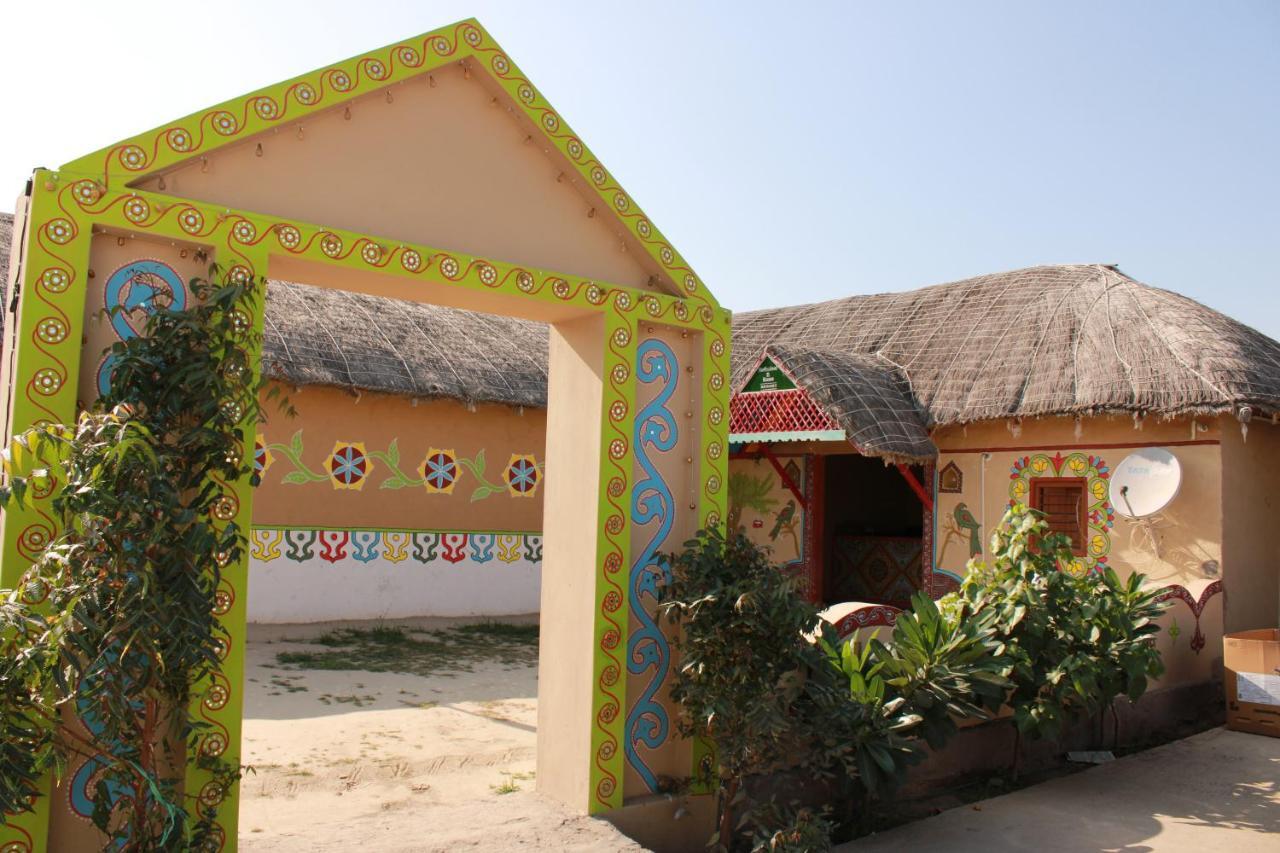 Mahefeel e Rann Resort Bherandiāla Buitenkant foto